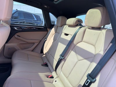 2021 Porsche Macan S