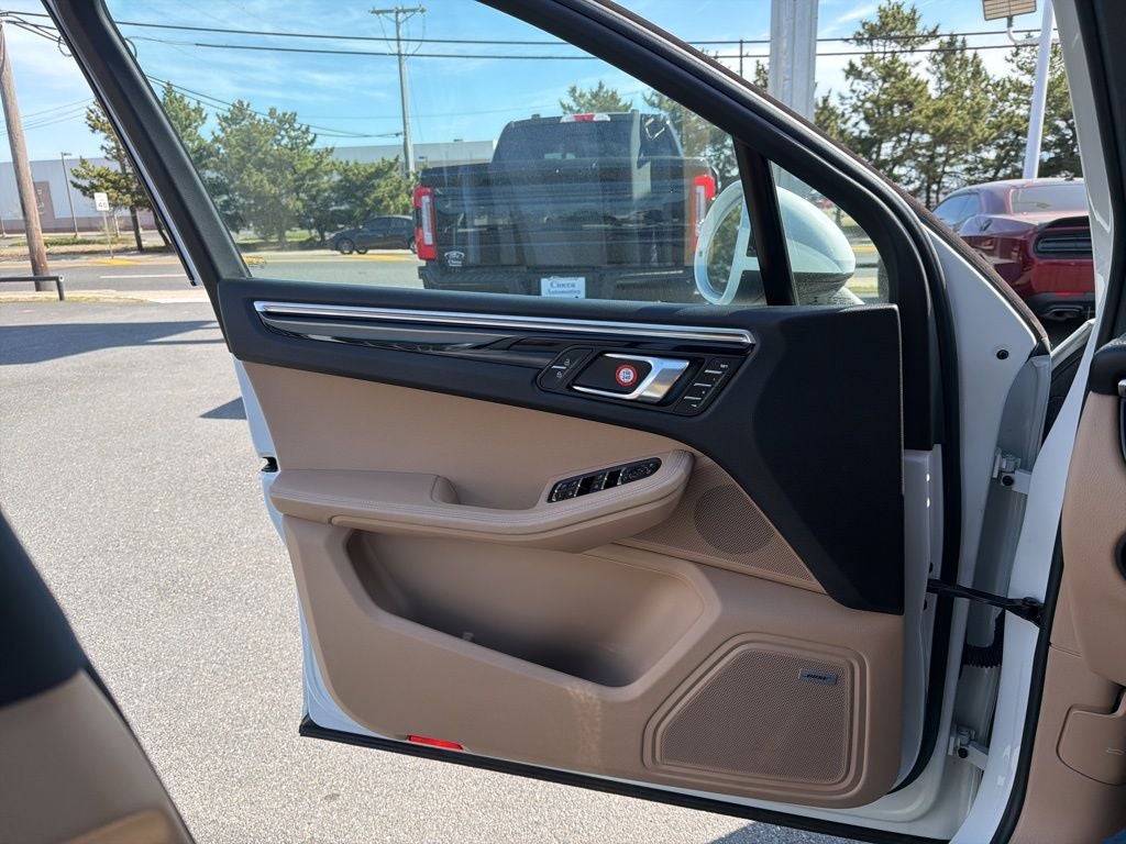 2021 Porsche Macan S