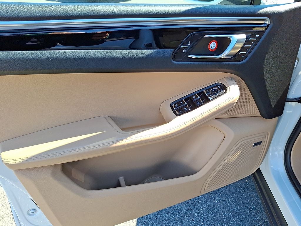 2021 Porsche Macan S