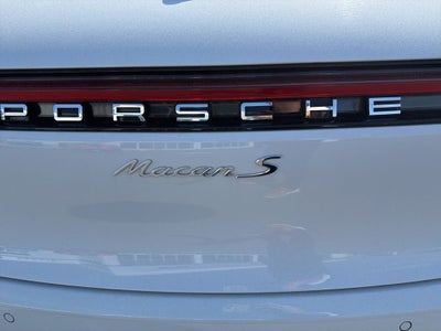 2021 Porsche Macan S