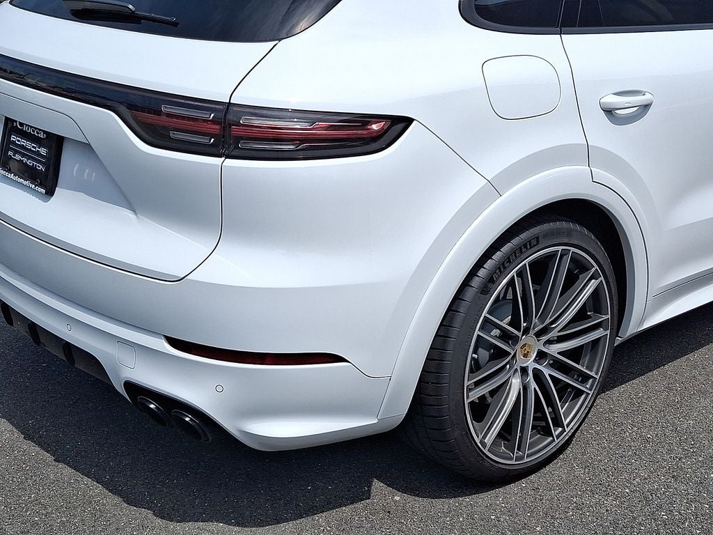 2023 Porsche Cayenne Turbo