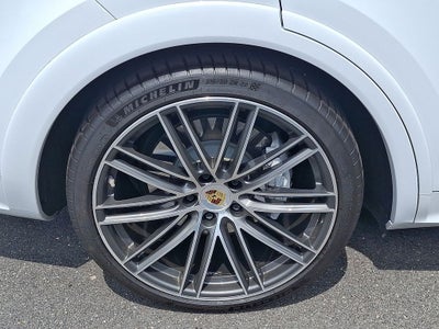 2023 Porsche Cayenne Turbo