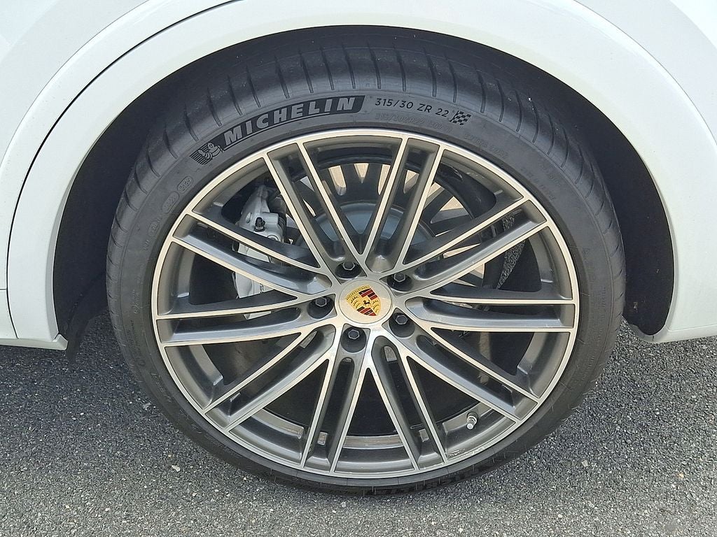 2023 Porsche Cayenne Turbo