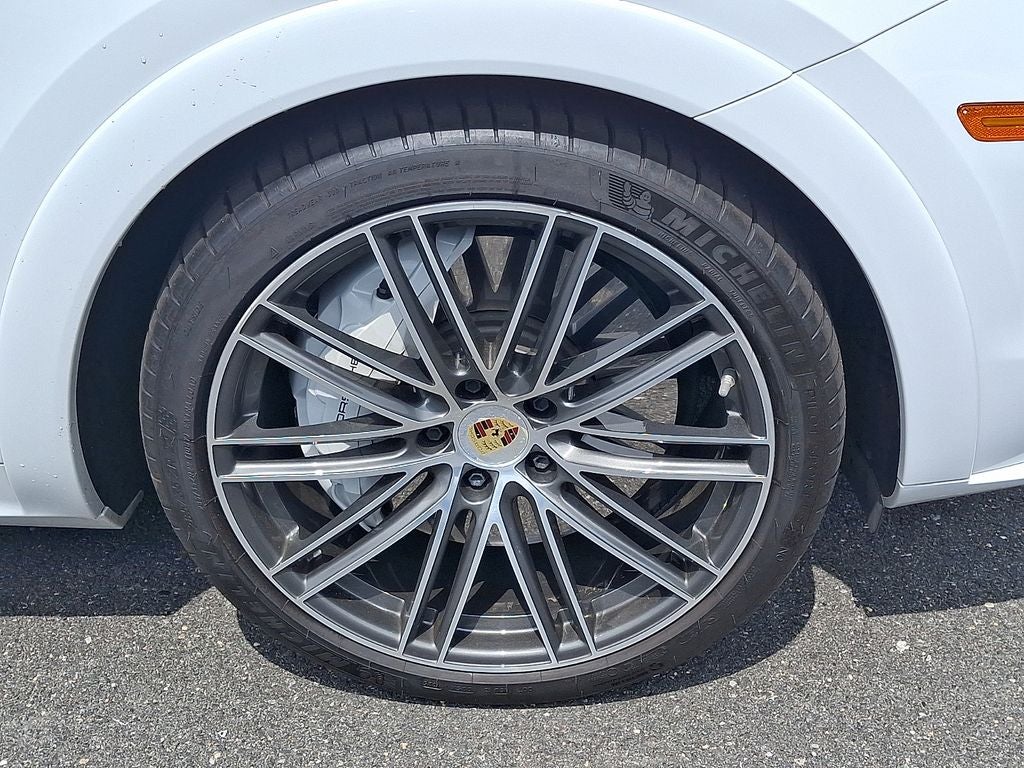 2023 Porsche Cayenne Turbo