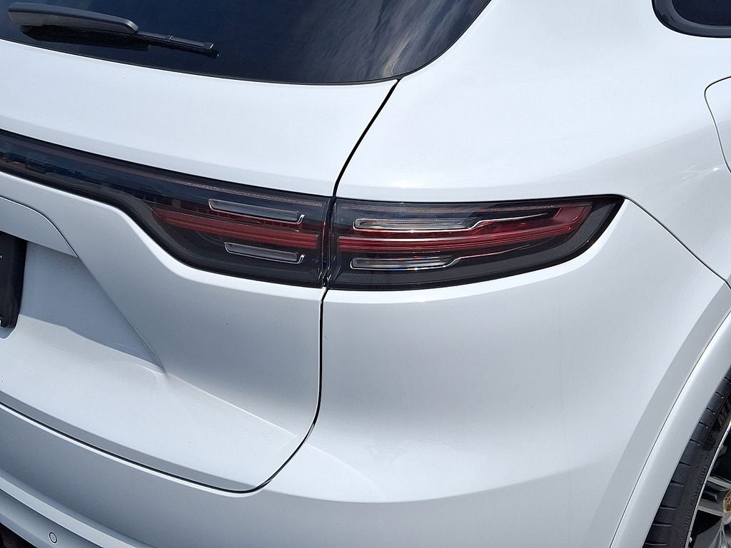 2023 Porsche Cayenne Turbo