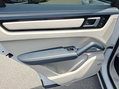 2023 Porsche Cayenne Turbo