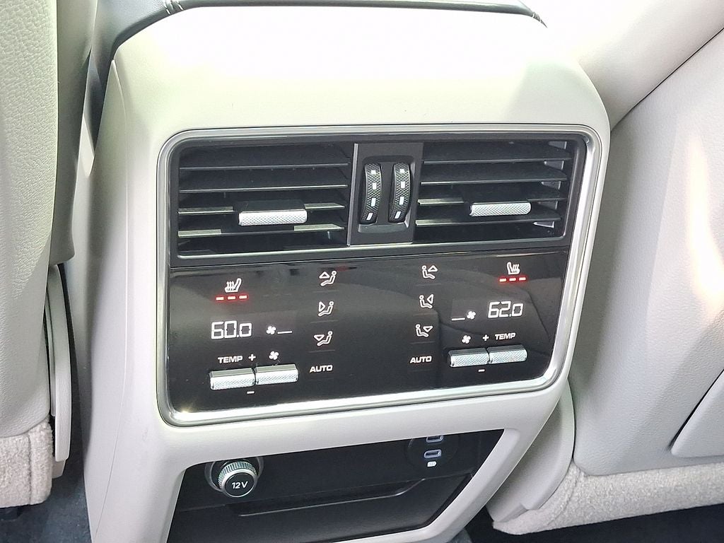 2023 Porsche Cayenne Turbo