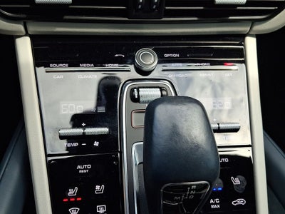 2023 Porsche Cayenne Turbo