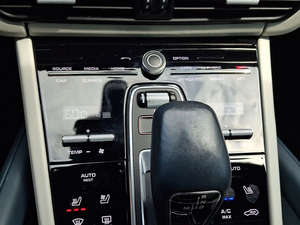 2023 Porsche Cayenne Turbo