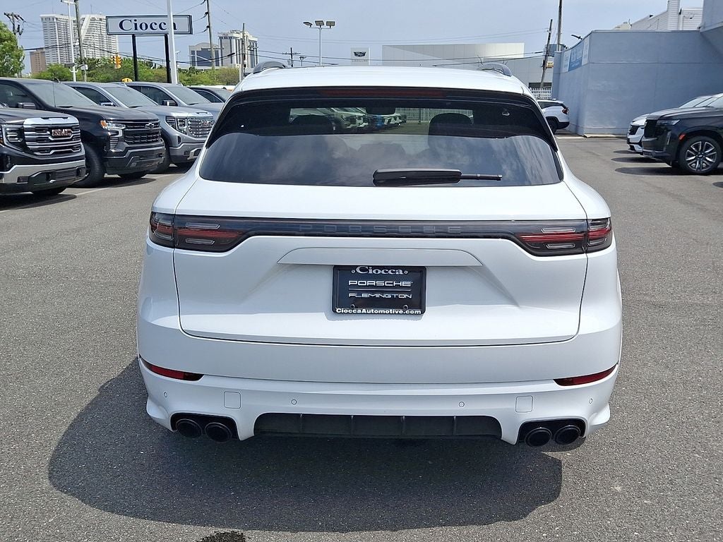 2023 Porsche Cayenne Turbo