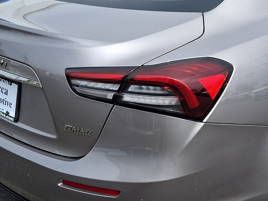2022 Maserati Ghibli Modena