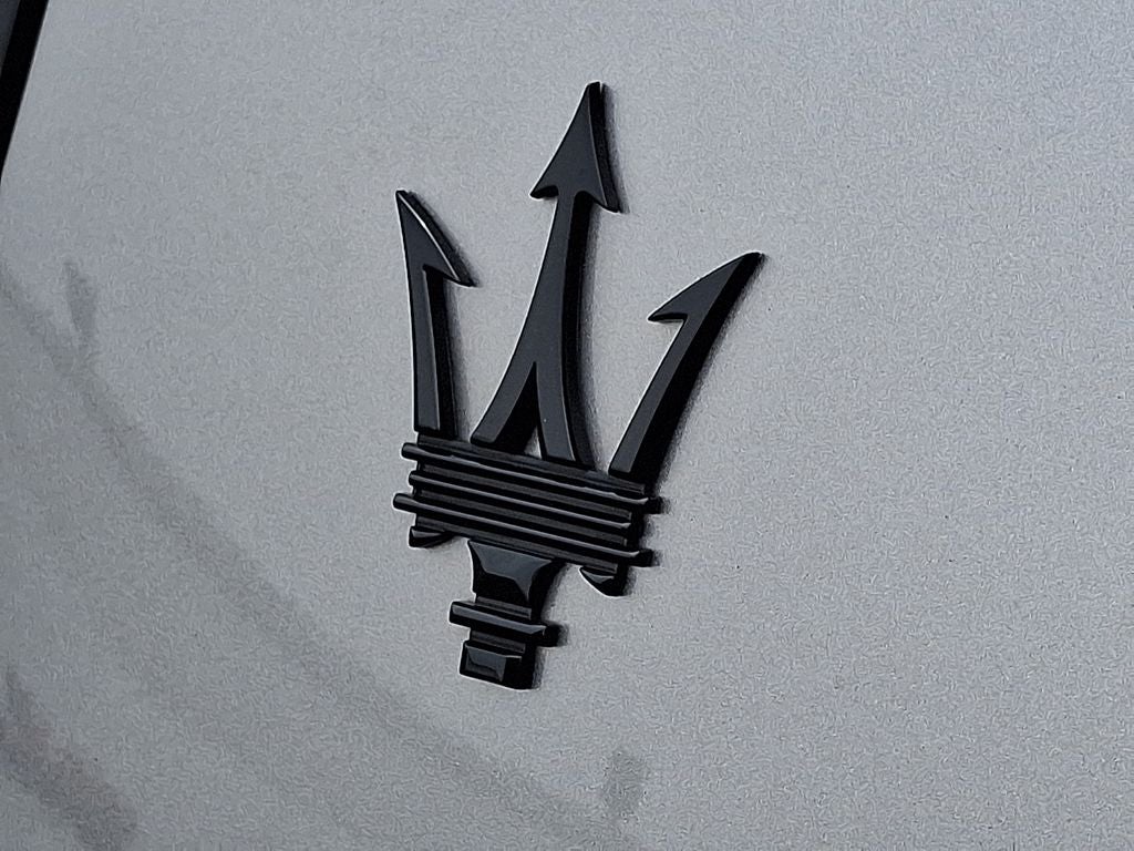 2022 Maserati Ghibli Modena