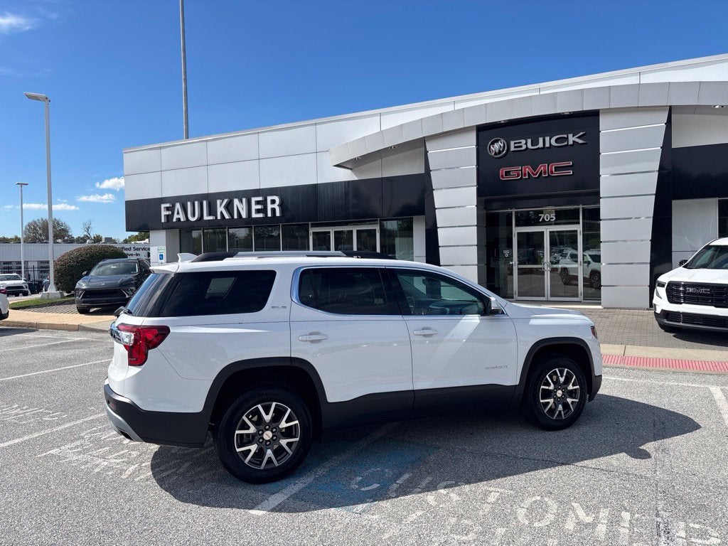 2023 GMC Acadia SLE