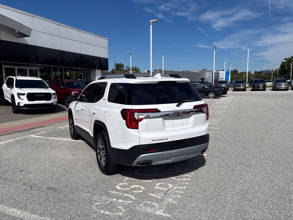 2023 GMC Acadia SLE