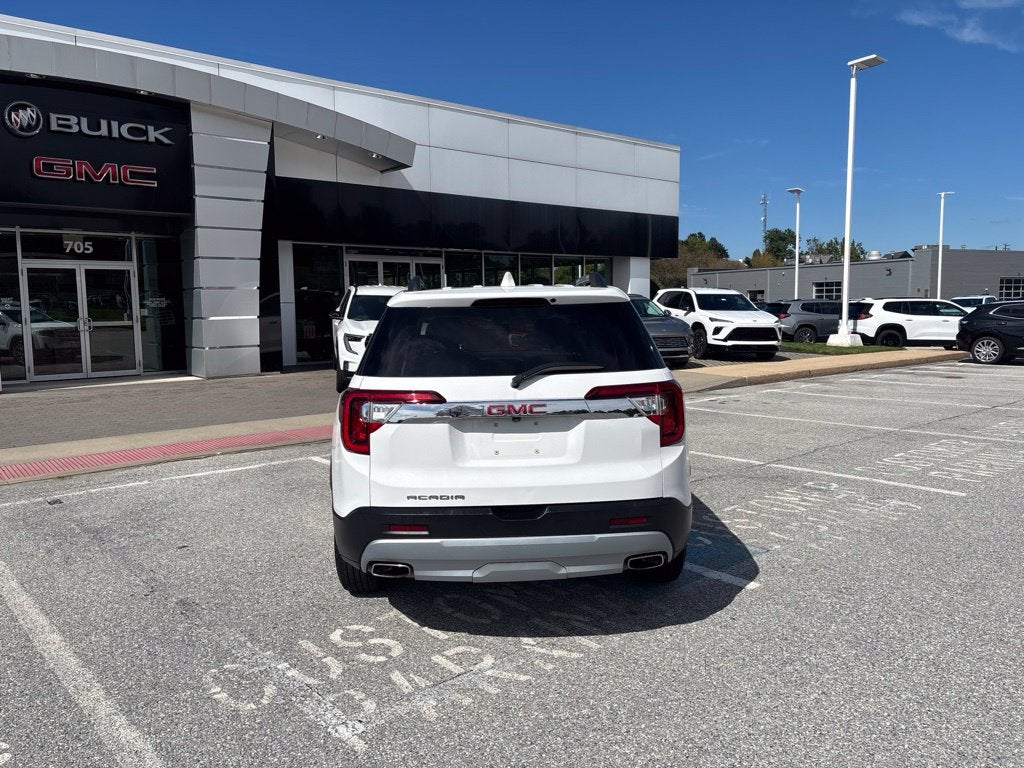 2023 GMC Acadia SLE