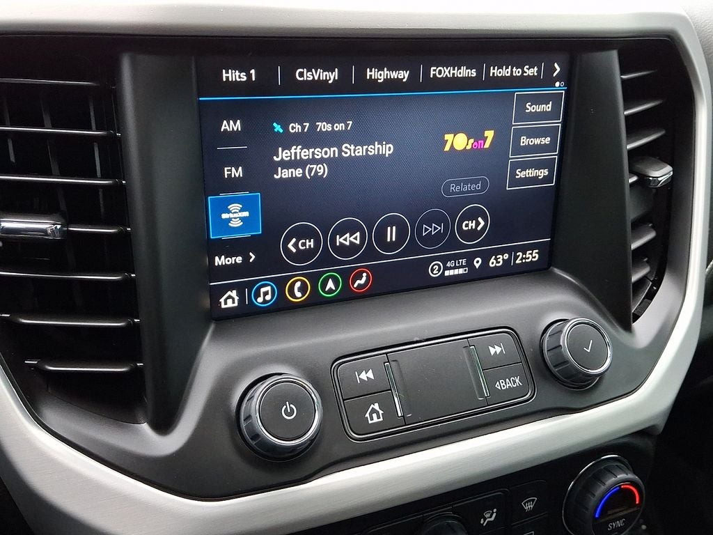 2023 GMC Acadia SLT