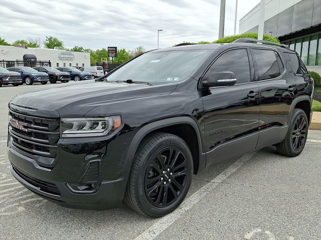 2023 GMC Acadia SLT