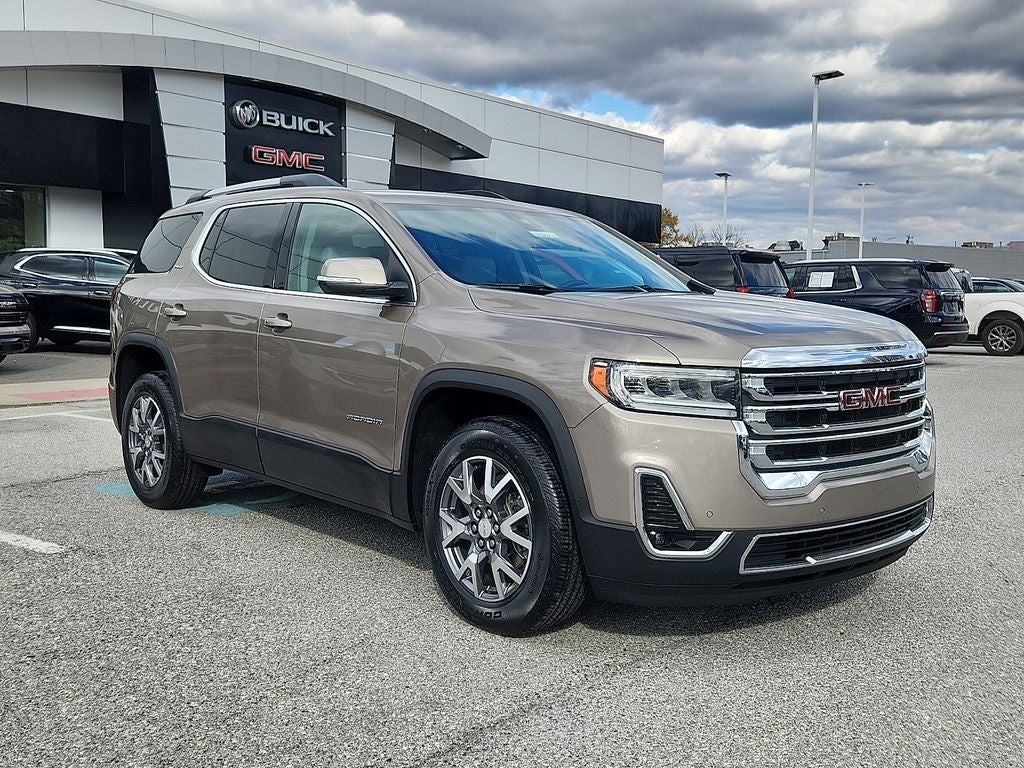 2023 GMC Acadia SLT