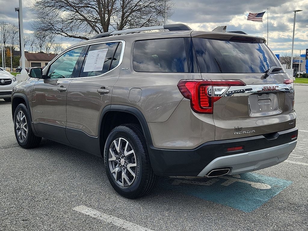 2023 GMC Acadia SLT