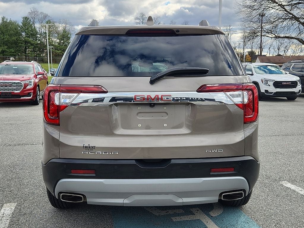 2023 GMC Acadia SLT