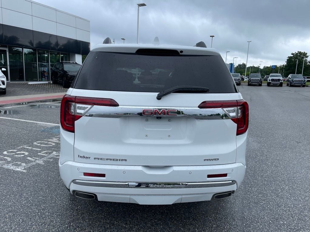2022 GMC Acadia Denali