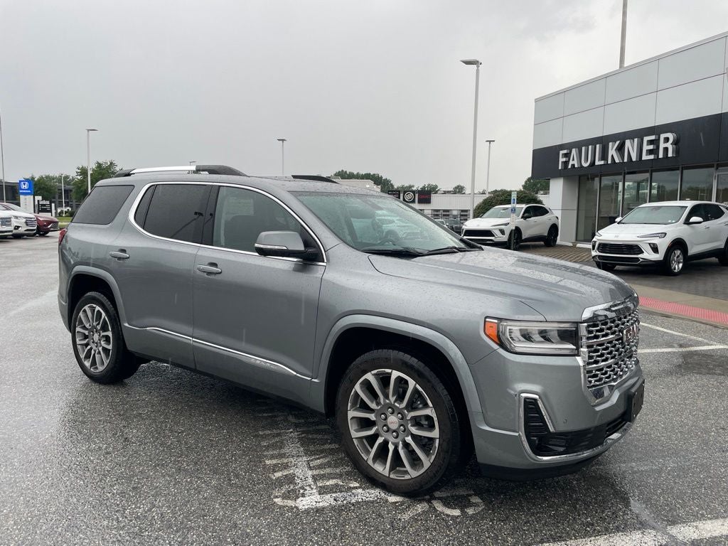 2023 GMC Acadia Denali