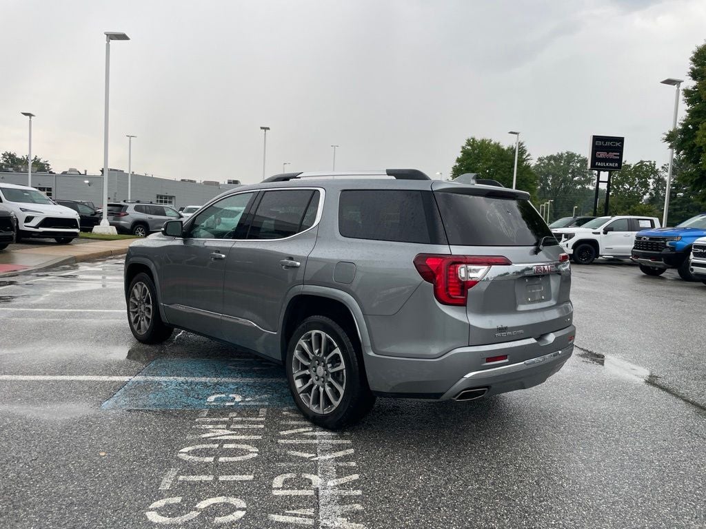 2023 GMC Acadia Denali