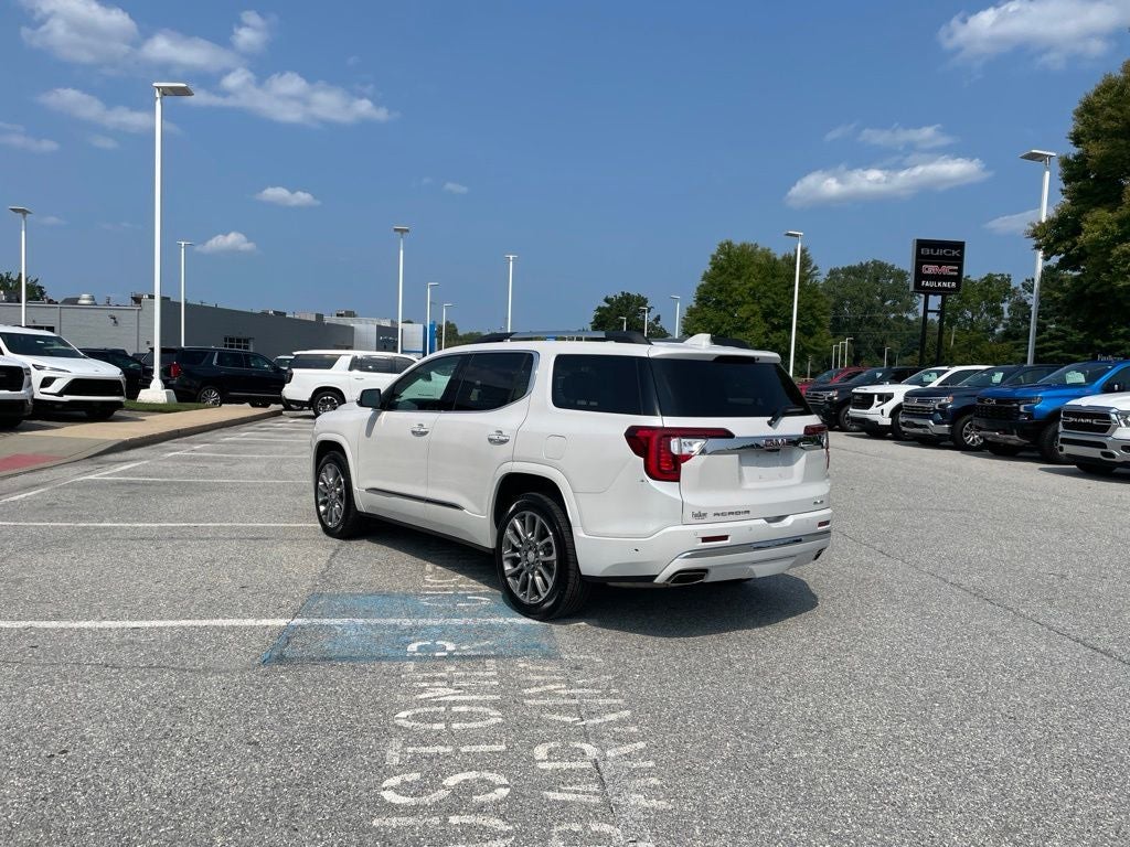 2023 GMC Acadia Denali