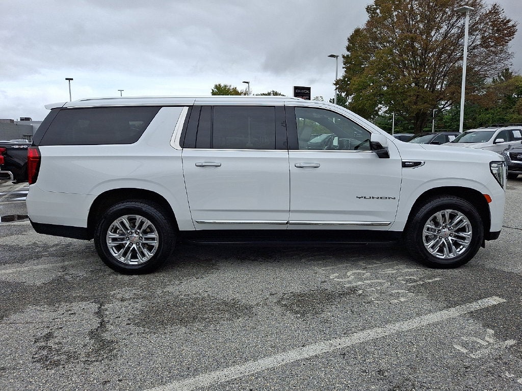 2023 GMC Yukon XL SLT