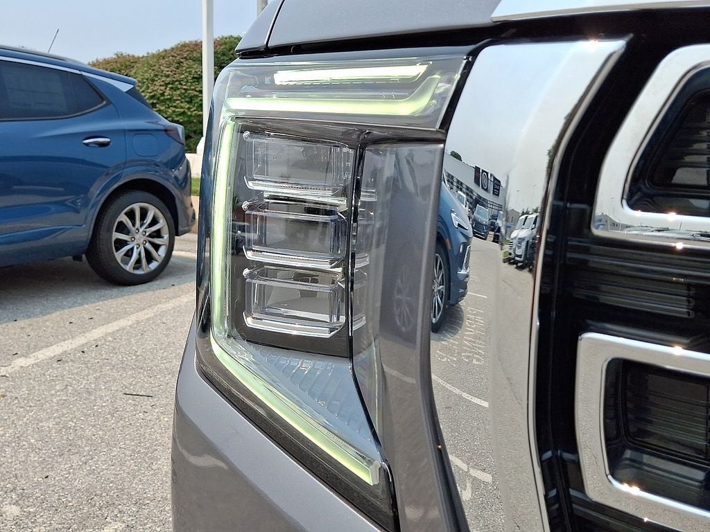 2022 GMC Yukon SLT