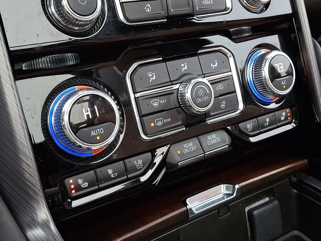 2024 GMC Yukon Denali Ultimate