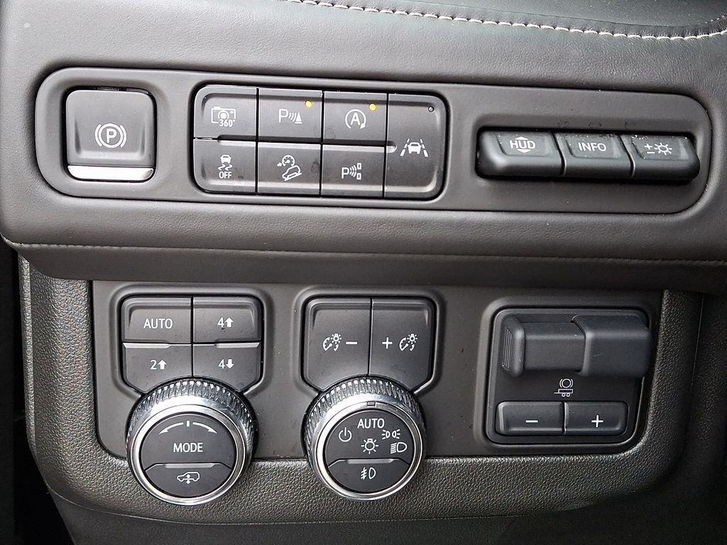 2024 GMC Yukon Denali Ultimate