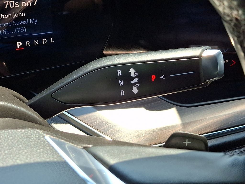 2025 Chevrolet Suburban LT
