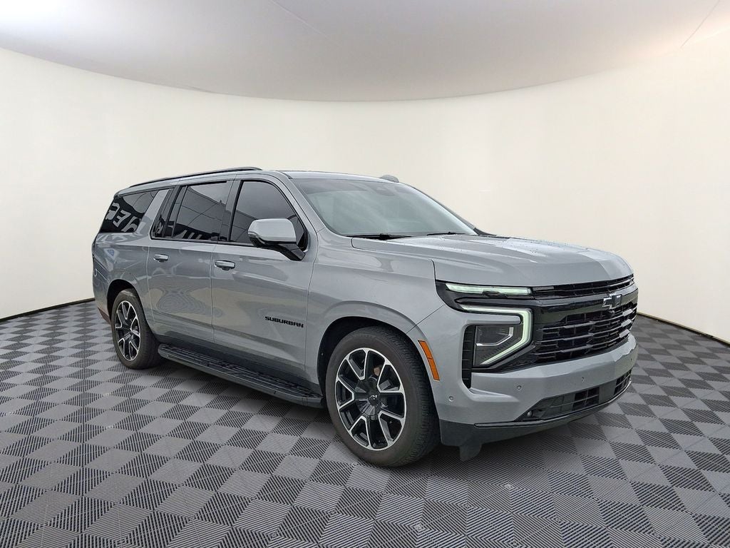 2025 Chevrolet Suburban RST