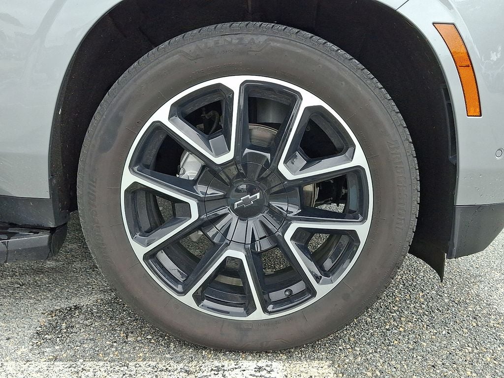 2025 Chevrolet Suburban RST