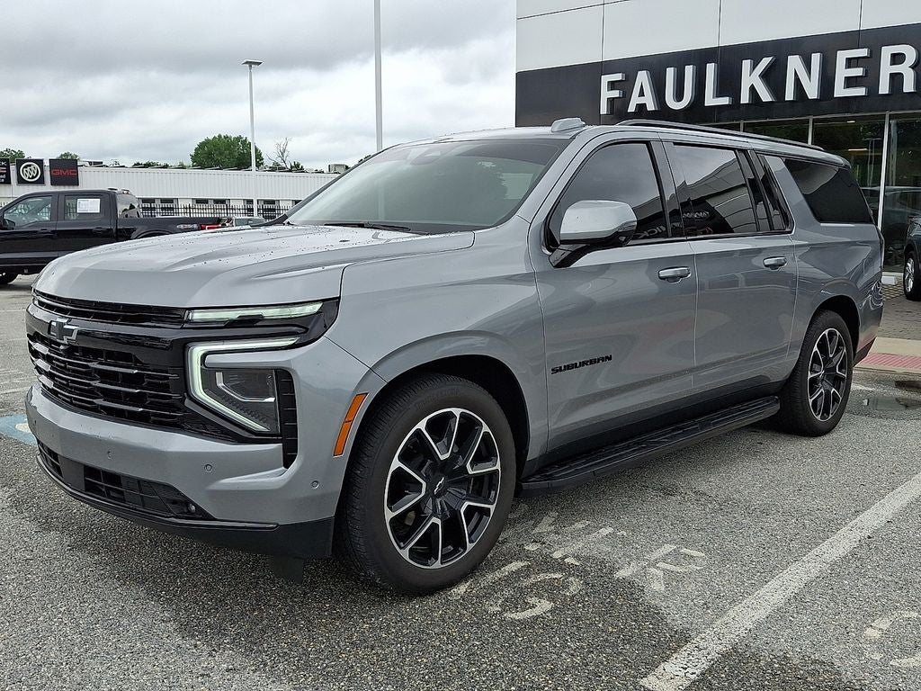 2025 Chevrolet Suburban RST
