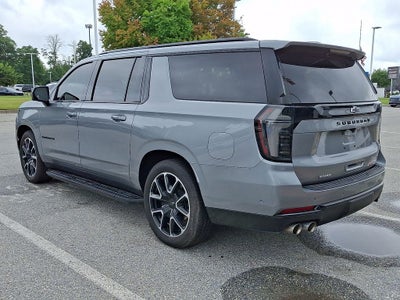 2025 Chevrolet Suburban RST