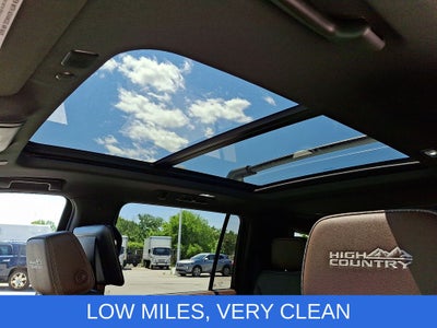 2024 Chevrolet Suburban High Country