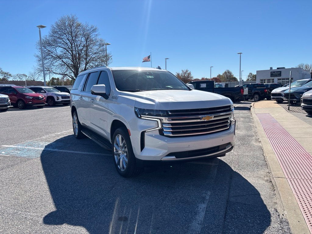 2023 Chevrolet Suburban High Country