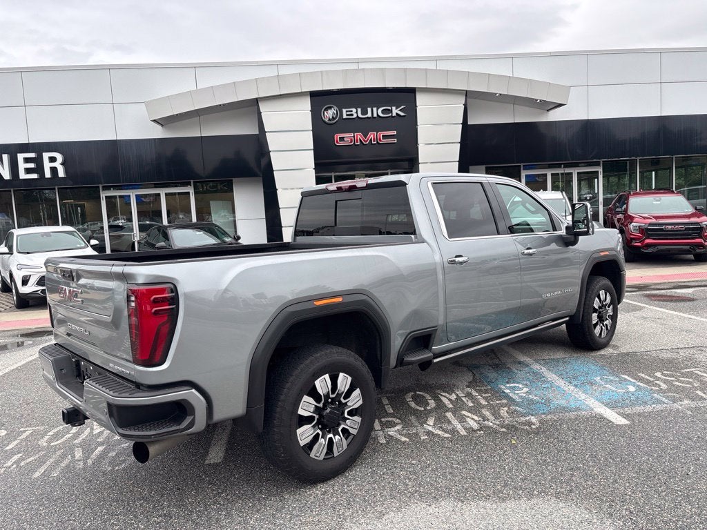 2024 GMC Sierra 2500HD Denali