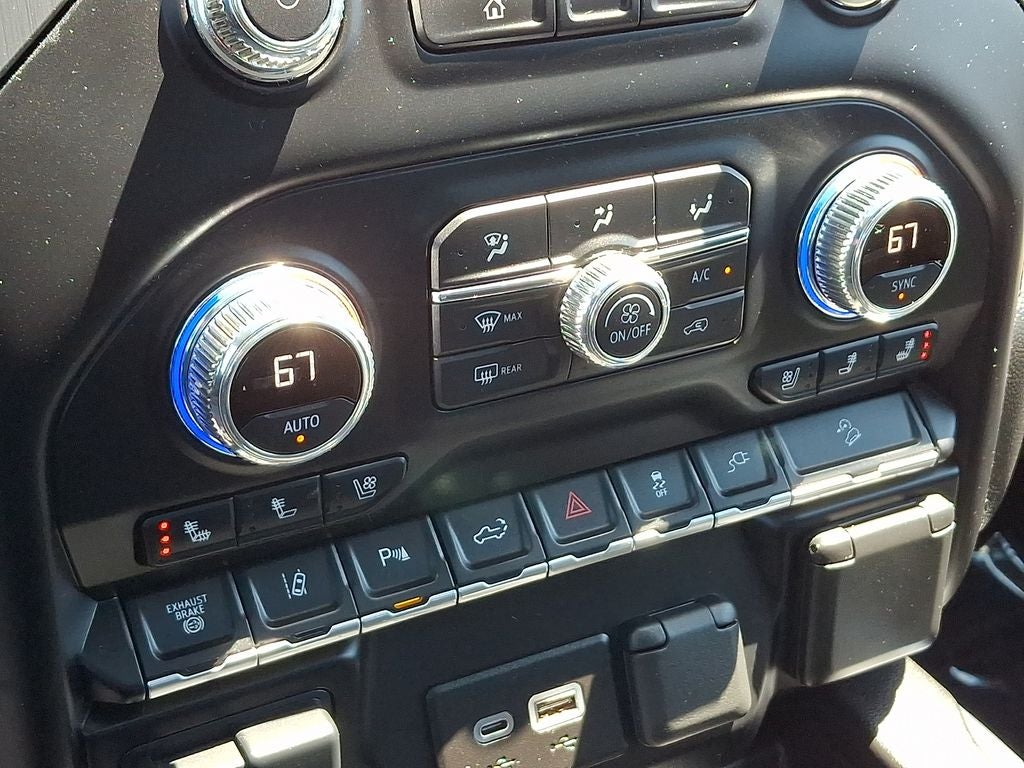 2022 GMC Sierra 3500HD Denali
