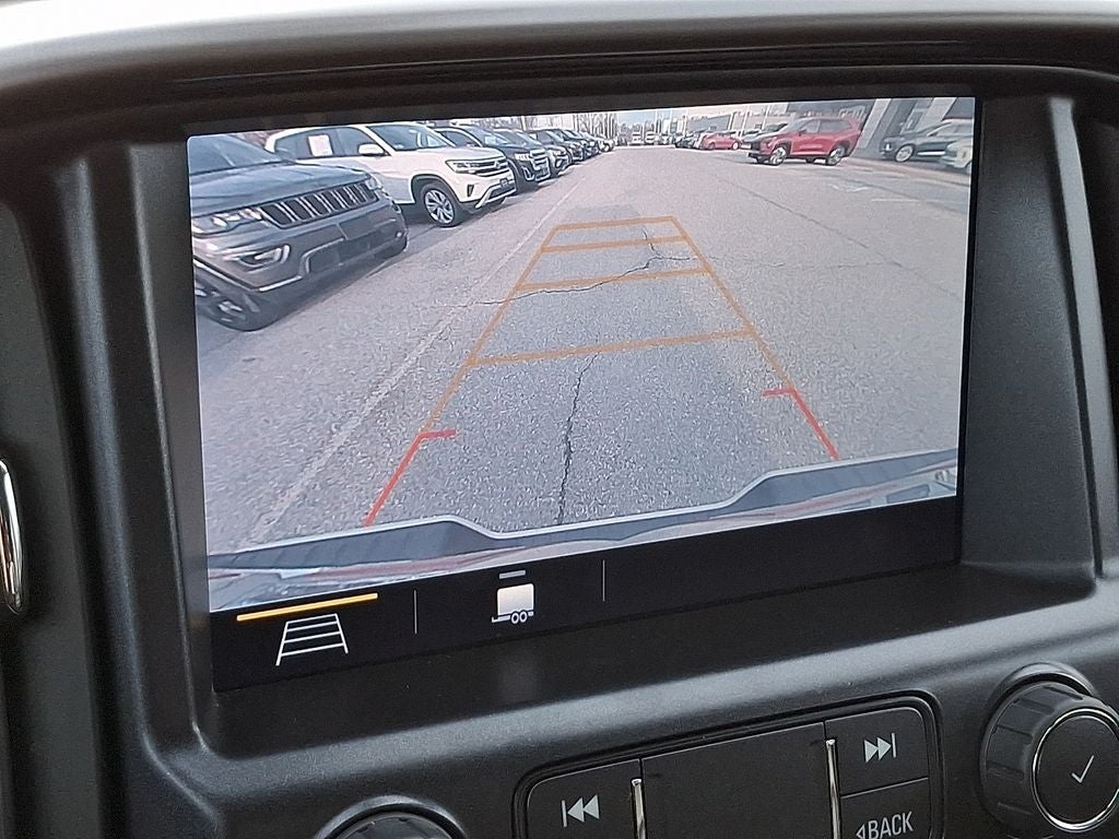 2022 GMC Canyon AT4 w/Leather