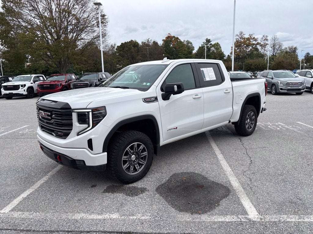 2025 GMC Sierra 1500 AT4