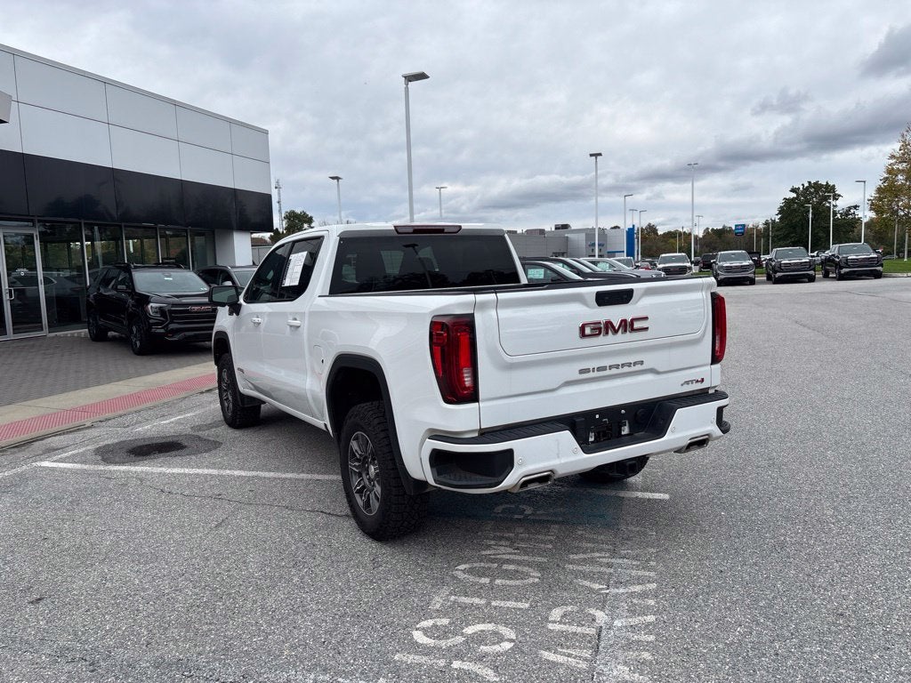 2025 GMC Sierra 1500 AT4