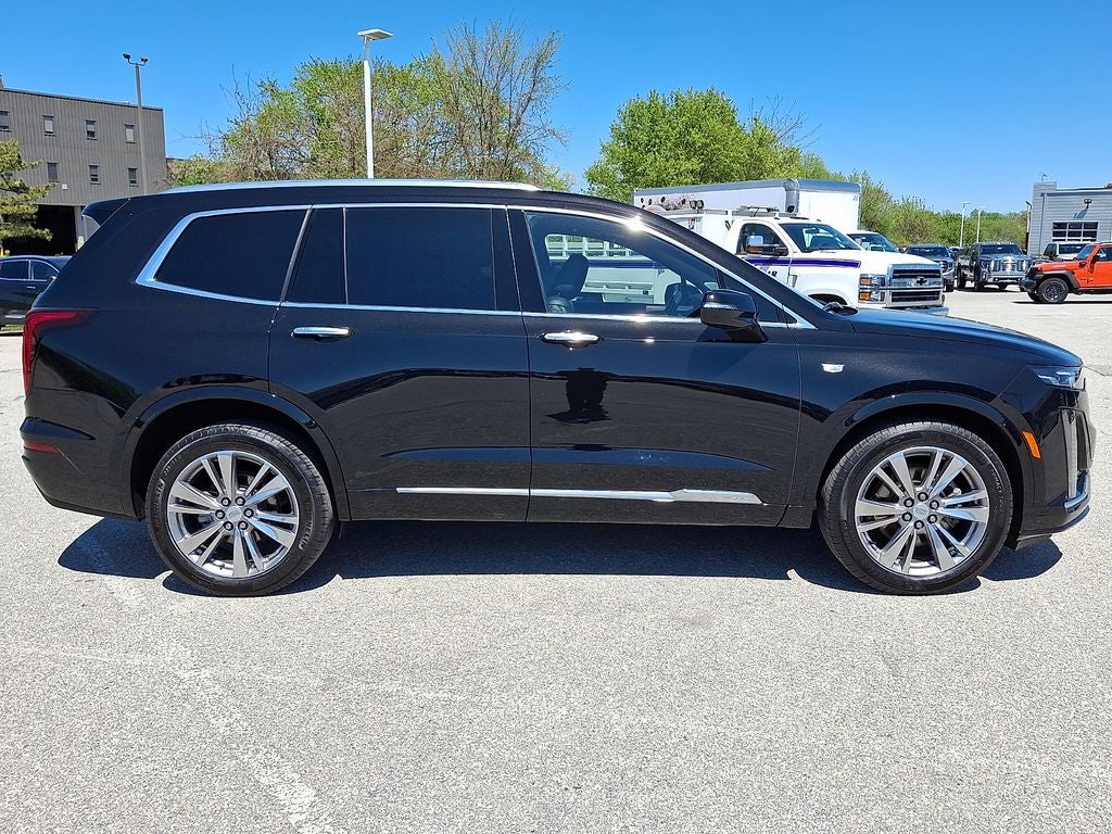 2023 Cadillac XT6 Premium Luxury