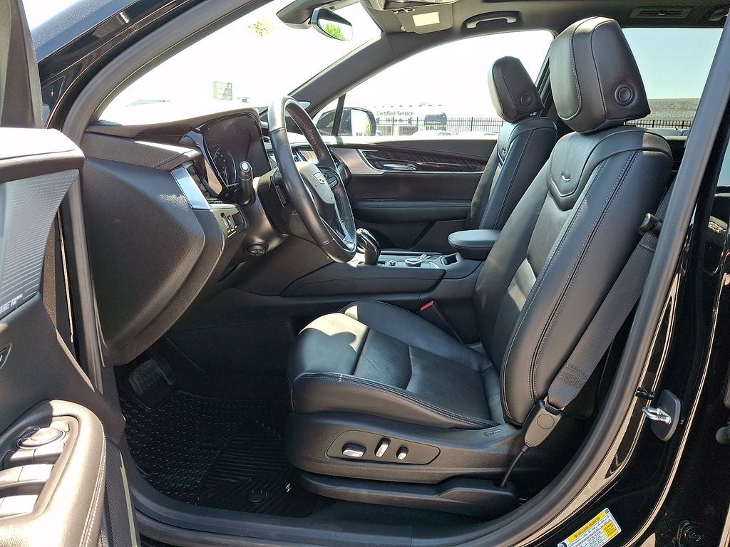 2023 Cadillac XT6 Premium Luxury