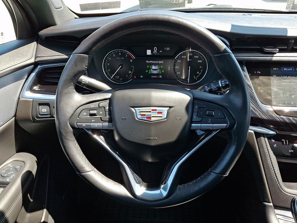 2023 Cadillac XT6 Premium Luxury