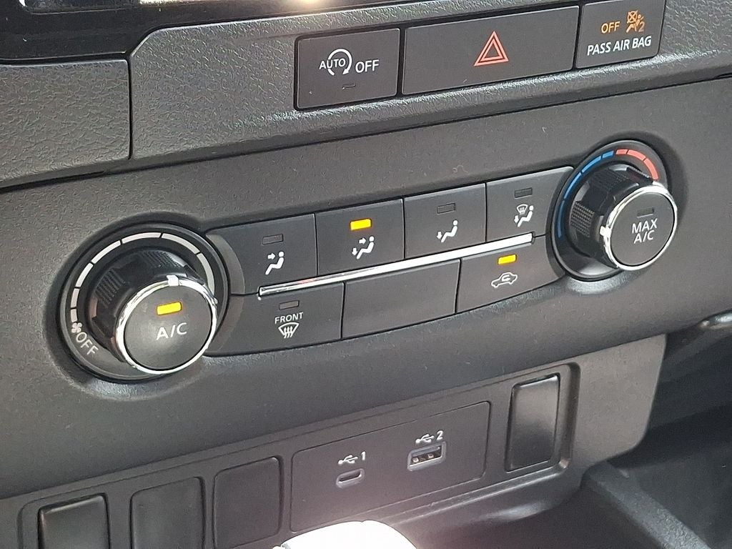 2024 Nissan Frontier SV