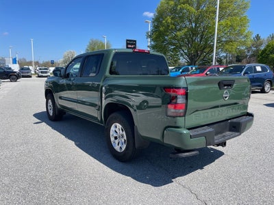 2024 Nissan Frontier SV