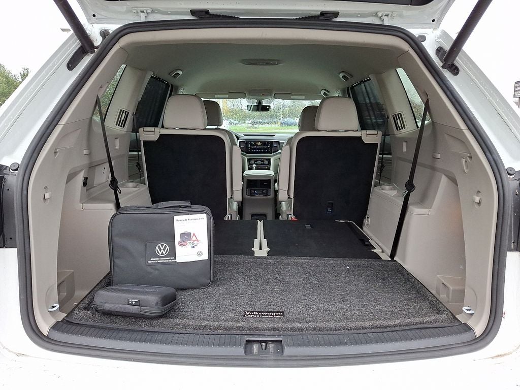 2022 Volkswagen Atlas 3.6L V6 SE w/Technology